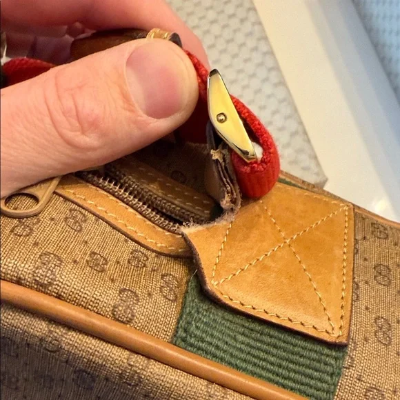 Vintage Gucci Bag with Original Box – Rare 80s Find! - Picture 5 of 7